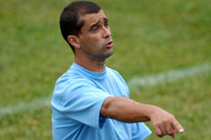 Fl&aacute;vio Neves&nbsp;/&nbsp;