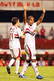 Gaspar N&oacute;brega, Divulga&ccedil;&atilde;o&nbsp;/&nbsp;