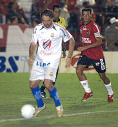 Nauro J&uacute;nior, &nbsp;/&nbsp;Especial