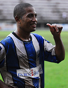 Luciano Moraes  &nbsp;/&nbsp;