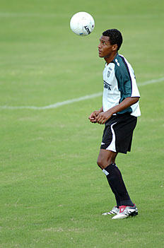 Fl&aacute;vio Neves&nbsp;/&nbsp;