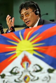 Yves Logghe, AP&nbsp;/&nbsp;