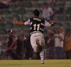 Fl&aacute;vio Neves&nbsp;/&nbsp;