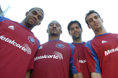 Porthus Junior&nbsp;/&nbsp;