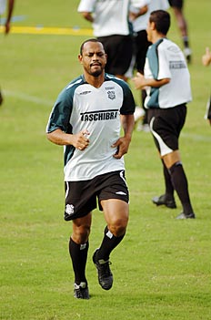 Fl&aacute;vio Neves&nbsp;/&nbsp;