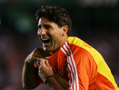 F&aacute;bio Motta&nbsp;/&nbsp;AE